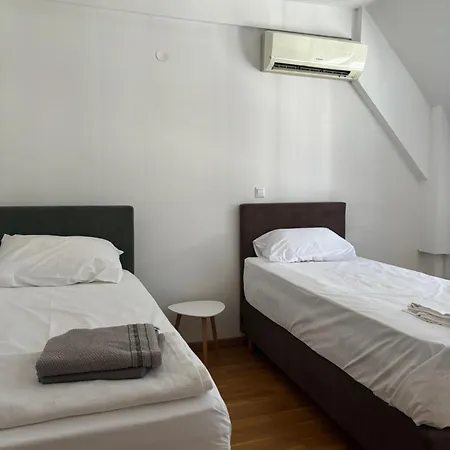 Apartment Three Bedroom Near Center Skopje