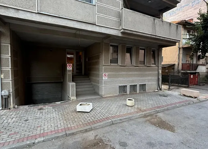 Three Bedroom Near Center * Скоп'є